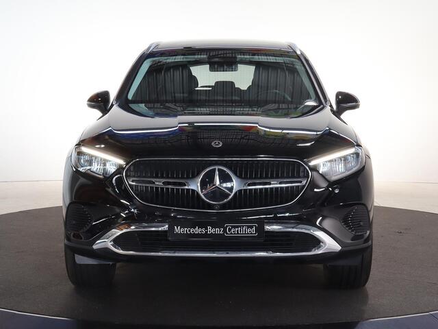 Mercedes-Benz GLC-KLASSE 300e 4MATIC Luxury Line | Panoramadak | Trekhaak | 360 camera | Winter pakket |