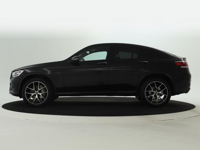 Mercedes-Benz GLC-KLASSE Coupé 300e 4MATIC Business Solution AMG | Achteruitrijcamera | Elektrische stoelen | Cruise Control | Apple CarPlay | Inclusief 24 maanden MB Certified garantie voor Europa.
