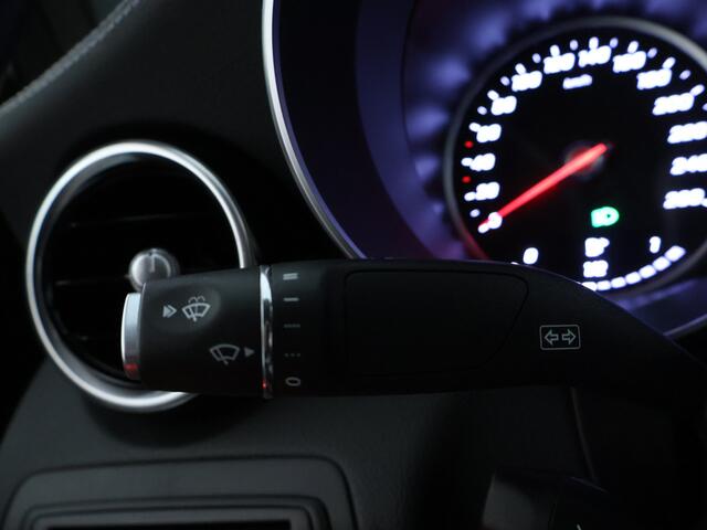 Mercedes-Benz GLC-KLASSE Coupé 300e 4MATIC Business Solution AMG | Achteruitrijcamera | Elektrische stoelen | Cruise Control | Apple CarPlay | Inclusief 24 maanden MB Certified garantie voor Europa.