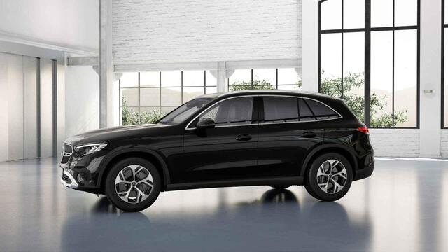 Mercedes-Benz GLC-KLASSE 300e 4MATIC Luxury Line | Rij assistentie pakket | Trekhaak | Getint glas |