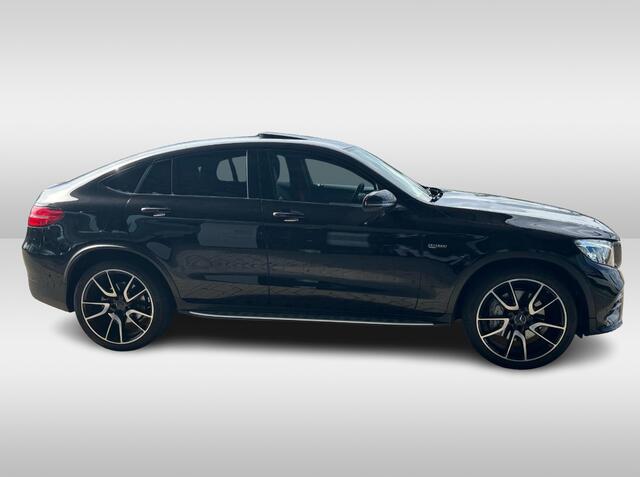 Mercedes-Benz GLC-KLASSE Coupé AMG 43 4MATIC / Schuifdak / 360Camera / Head-up / Burmester / Carbon intr. / 21'' / Memory seats / Keyless / Treeplanken / LED / Dodehoek / DAB / Stoelverwarming / ACC