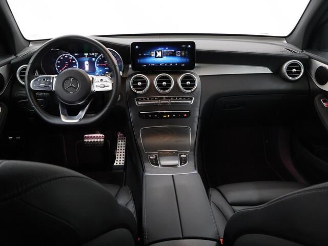 Mercedes-Benz GLC-KLASSE 300e 4MATIC AMG Line | Night | Elektrische trekhaak | Digitaal display |