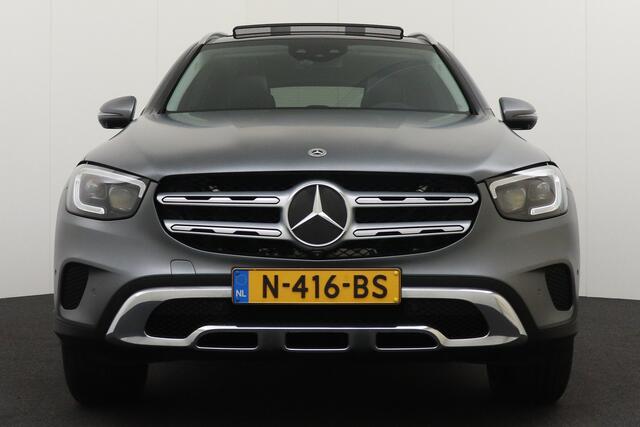 Mercedes-Benz GLC-KLASSE 300e 4MATIC Business Solution Luxury Pano-dak Burmeister Carplay
