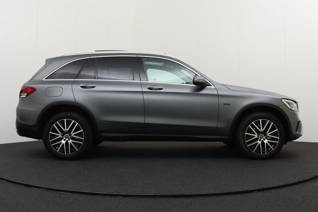 Mercedes-Benz GLC-KLASSE 300e 4MATIC Business Solution Luxury Pano-dak Burmeister Carplay