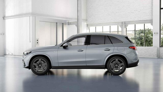 Mercedes-Benz GLC-KLASSE 400e 4MATIC Sport Edition | Panoramaschuifdak | Premium pakket | Trekhaak | DIGITAL LIGHT