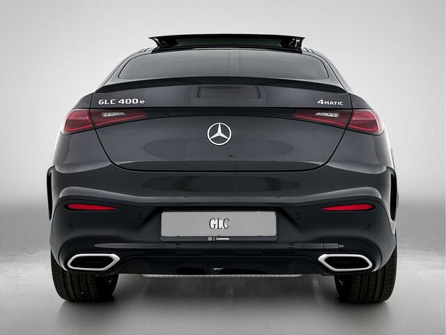 Mercedes-Benz GLC-KLASSE Coupé 400e 4MATIC Sport Edition | Premium pakket | Nightpakket | Trekhaak | AMG Spoiler | Digital Light | Parkeerpakket met 360°-camera |
