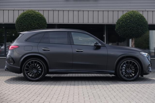 Mercedes-Benz GLC-KLASSE AMG 43 4MATIC Panodak HUD Burmester Distronic Magno Matt
