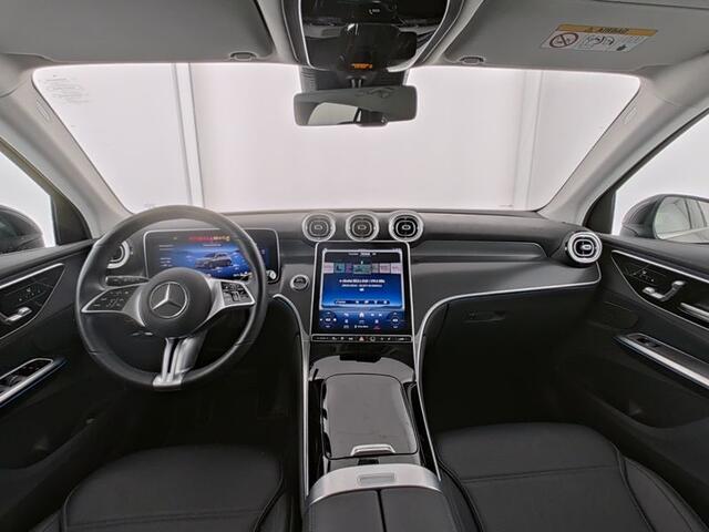 Mercedes-Benz GLC-KLASSE 300 e 4MATIC Plug-In Hybride AVANTGARDE Advanced Plus | Trekhaak | Digital Koplampen | KEYLESS-GO Comfort-Pakket | Distronic | Memory Voorstoelen. Inclusief 24 maanden MB Certified garantie voor Europa.