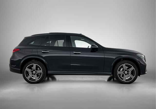Mercedes-Benz GLC-KLASSE 400e 4-MATIC AMG-line | Night Pakket | Trekhaak af fabriek | Panorama Schuif/Kanteldak | Digital Light | Elektr. Memory Seats | Distronic | 360gr Camera | Winter Pakket Premium Pakket | Inclusief 24 maanden MB Certified garantie voor Europa.