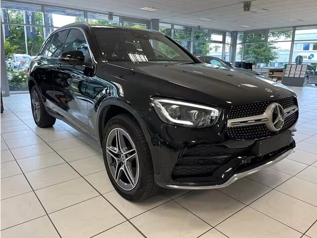 Mercedes-Benz GLC-KLASSE 300e 4MATIC AMG Line Trekhaak LED Panoramadak Carplay Elek Kofferklep Achteruitrijcamera 360 Gr Camera