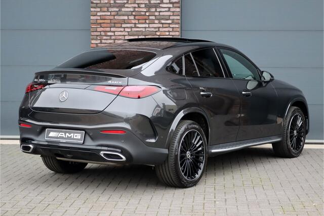 Mercedes-Benz GLC-KLASSE Coupé 400e 4MATIC Premium AMG Line | Distronic+ | Burmester | Memory | Trekhaak | Panoramadak | Surround Camera | Keyless Go | Digital Light | Stuurwiel Verwarmd | Rijassistentiepakket+ | Luchtreinigingspakket |