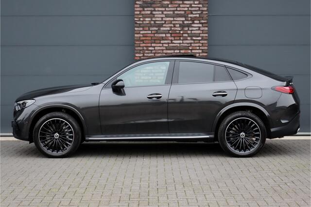 Mercedes-Benz GLC-KLASSE Coupé 400e 4MATIC Premium AMG Line | Distronic+ | Burmester | Memory | Trekhaak | Panoramadak | Surround Camera | Keyless Go | Digital Light | Stuurwiel Verwarmd | Rijassistentiepakket+ | Luchtreinigingspakket |