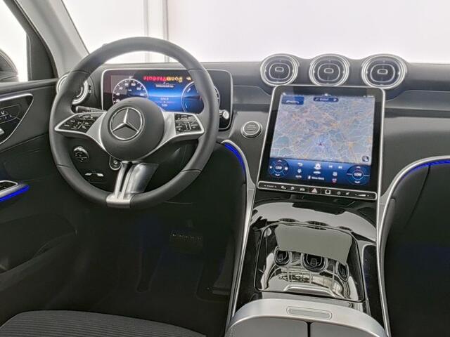 Mercedes-Benz GLC-KLASSE 300 e 4MATIC Plug-In Hybride Alarm KLasse 3 | Distronic | Trekhaak | Digital Koplampen | Stuur en Stoelverwarming. Inclusief 24 maanden MB Certified garantie voor Europa.