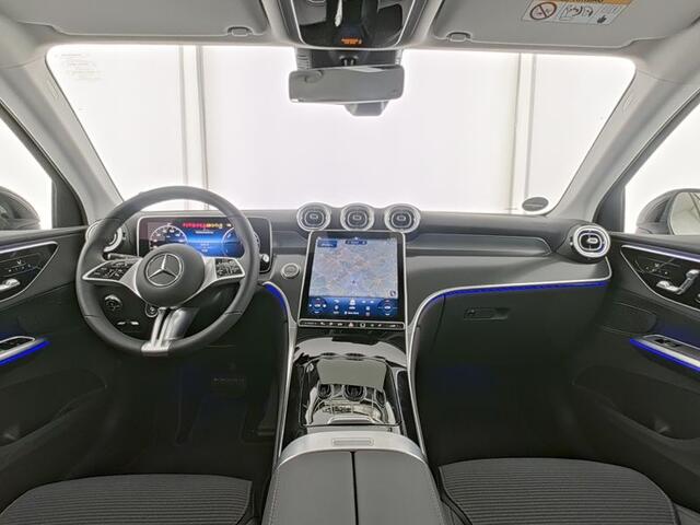Mercedes-Benz GLC-KLASSE 300 e 4MATIC Plug-In Hybride Alarm KLasse 3 | Distronic | Trekhaak | Digital Koplampen | Stuur en Stoelverwarming. Inclusief 24 maanden MB Certified garantie voor Europa.