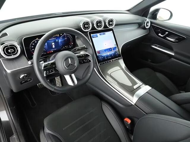Mercedes-Benz GLC-KLASSE 300e 4MATIC AMG Line MEMORY TREKHAAK LED CAMERA STUURVERWARMING STOELVERWARMING