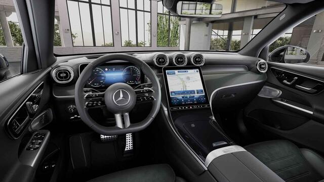 Mercedes-Benz GLC-KLASSE 300e 4MATIC AMG Line | Chrome pakket | Premium plus | Trekhaak | Rij assistentie pakket plus | Winter pakket |