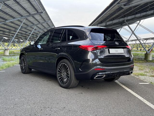 Mercedes-Benz GLC-KLASSE 300e 4MATIC Sport Edition | Night | Panoramaschuifdak | Premium Plus | Rijassistentiepakket | Head-up display | Burmester | Trekhaak |