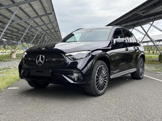 Mercedes-Benz GLC-KLASSE 300e 4MATIC Sport Edition | Night | Panoramaschuifdak | 360° camera | Dodehoekassistent | DIGITAL LIGHT | Trekhaak |