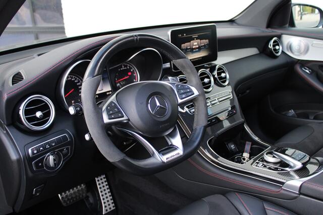 Mercedes-Benz GLC-KLASSE AMG 43 4-MATIC / Panorama / Luchtvering / Head up / Nightpakket / Vol Opties / NIEUWSTAAT