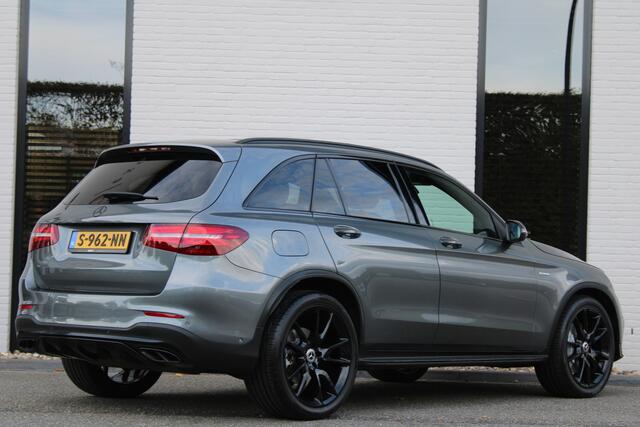 Mercedes-Benz GLC-KLASSE AMG 43 4-MATIC / Panorama / Luchtvering / Head up / Nightpakket / Vol Opties / NIEUWSTAAT
