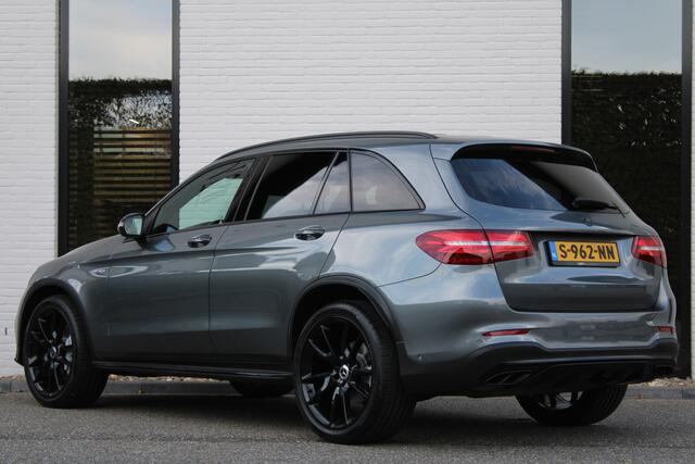 Mercedes-Benz GLC-KLASSE AMG 43 4-MATIC / Panorama / Luchtvering / Head up / Nightpakket / Vol Opties / NIEUWSTAAT