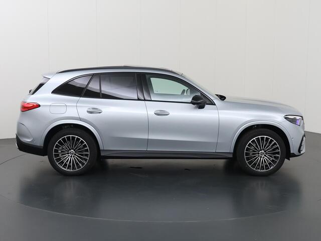 Mercedes-Benz GLC-KLASSE 300e 4MATIC Sport Edition | Panoramaschuifdak | Premium pakket | Nightpakket | 360° camera | Dodehoekassistent | DIGITAL LIGHT | Trekhaak |