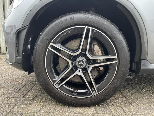 Mercedes-Benz GLC-KLASSE 300e 4MATIC Premium Plus AMG Line 19"/Panoramadak/Keyless/360 camera/Sfeerverlichting/Apple Carplay & Android Auto/Stoelverwarming/Elektrische klep