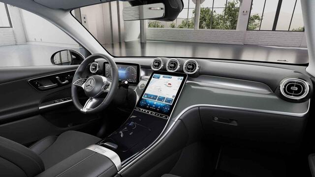 Mercedes-Benz GLC-KLASSE 300e 4MATIC Luxury Line | Rijassistentiepakket | Winter pakket | Trekhaak | 360 camera | Sfeerverlichting |