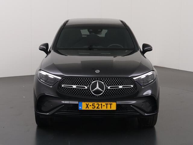 Mercedes-Benz GLC-KLASSE 300e 4MATIC AMG Line | Night | Panoramadak | Trekhaak | Digital Light | Memory | Headup |