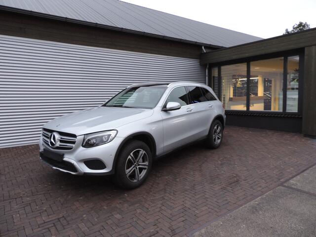 Mercedes-Benz GLC-KLASSE 250 4MATIC motor schade diefstal panoramadak