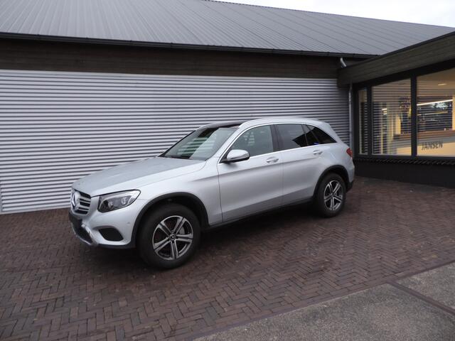 Mercedes-Benz GLC-KLASSE 250 4MATIC motor schade diefstal panoramadak