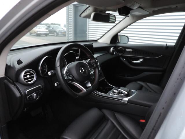 Mercedes-Benz GLC-KLASSE 250 4MATIC motor schade diefstal panoramadak