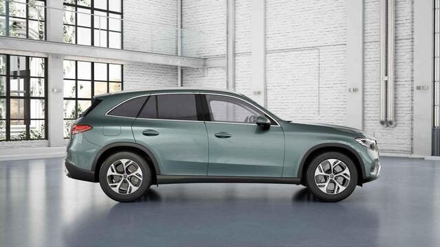 Mercedes-Benz GLC-KLASSE 300e 4MATIC Luxury Line | Panoramadak | Trekhaak | 360 camera | Winter pakket | Memory |