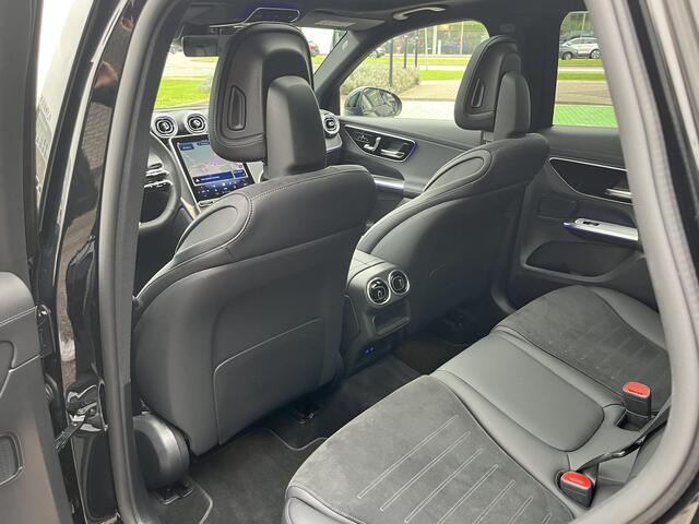 Mercedes-Benz GLC-KLASSE 300e 4MATIC AMG | Trekhaak | Panoramadak