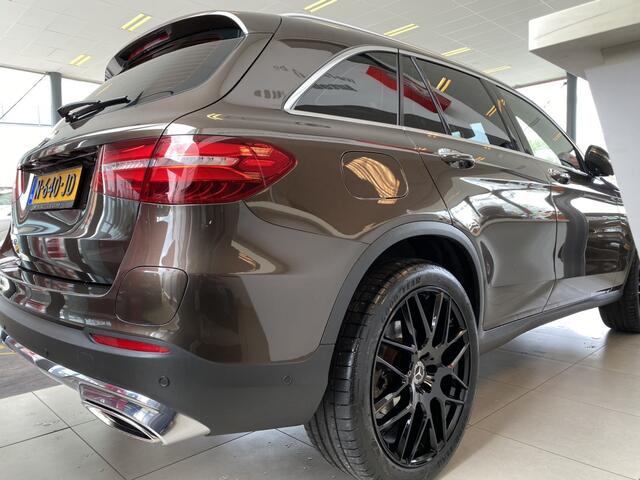 Mercedes-Benz GLC-KLASSE 350e 4MATIC Premium Plus,4x4, Hybrid Benzine,Automaat,Panoramadak,NIEUWE 21INCH LMV,Trekhaak,Leder&Stoelverwarming,Navigatie,Rondom&Achteruitrijcamera,Sensoren V&A,Climate&Cruisecontrol,Bluetooth met Spraakbediening,