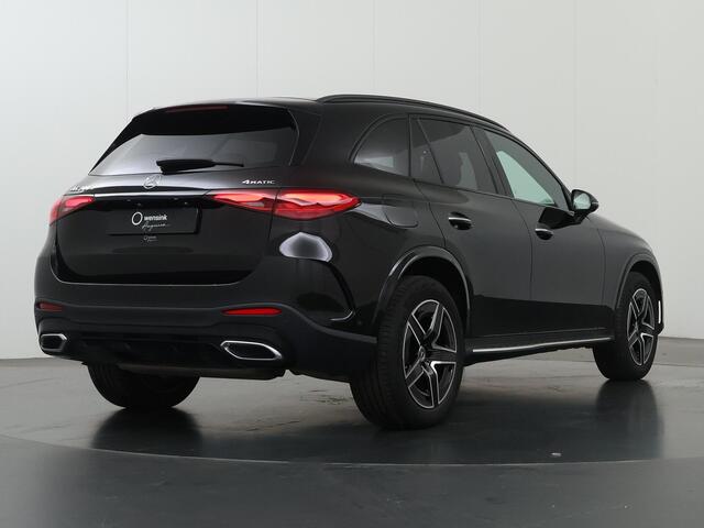 Mercedes-Benz GLC-KLASSE 300e 4MATIC AMG Line | Trekhaak | Panoramadak | Treeplanken | Premium pakket | Night pakket |