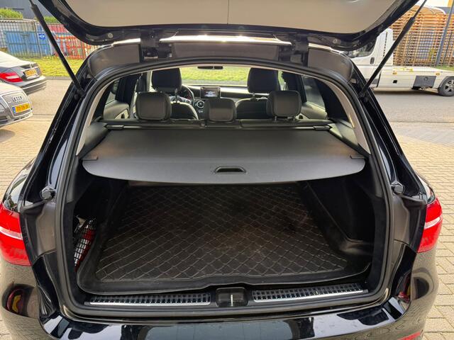 Mercedes-Benz GLC-KLASSE 250 4MATIC Premium Plus | AUTOMAAT | PANO DAK | 12MND GARANTIE | TREKHAAK |