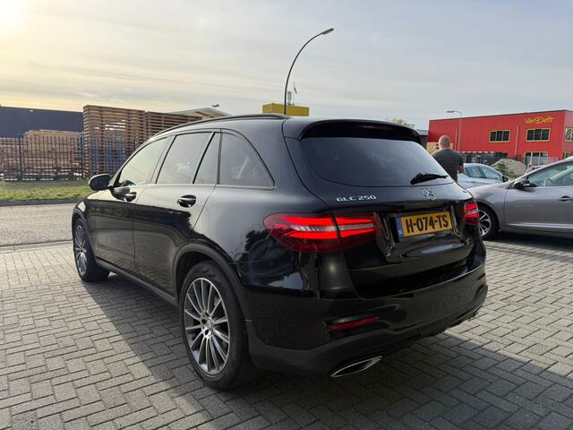 Mercedes-Benz GLC-KLASSE 250 4MATIC Premium Plus | AUTOMAAT | PANO DAK | 12MND GARANTIE | TREKHAAK |