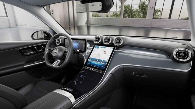 Mercedes-Benz GLC-KLASSE 300e 4MATIC AMG Line | Premium | 360 camera | Trekhaak | Panoramadak | Night pakket | Rij assistentiepakket | Burmester |