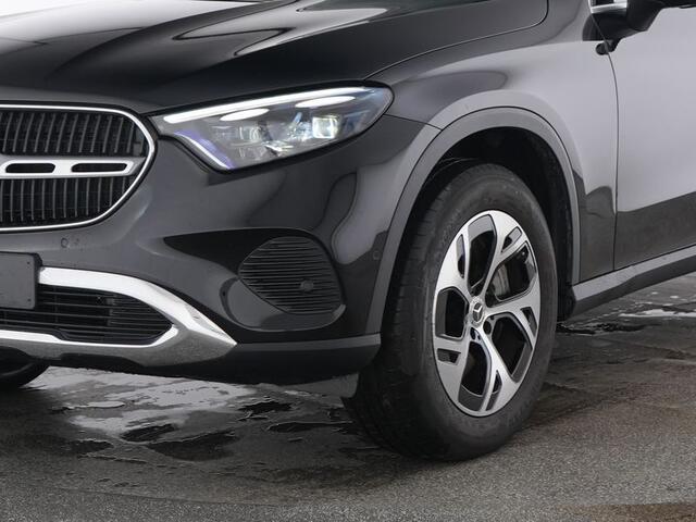 Mercedes-Benz GLC-KLASSE 300e 4-Matic Plug-In Hybride | Panorama Schuif-Kanteldak | Trekhaak | Burmester® Sound System | HUB Head-Up display | KEYLESS-GO Comfort-Pakket | Digital light | Winter pakket Inclusief 24 maanden MB Certified garantie voor Europa.