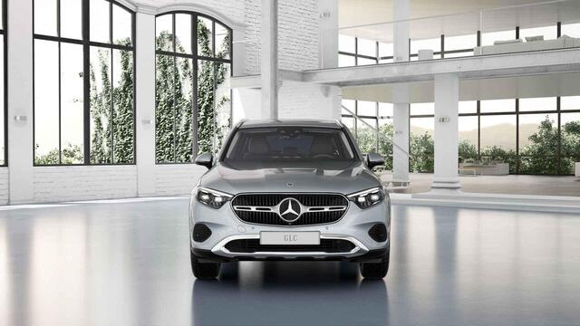 Mercedes-Benz GLC-KLASSE 300e 4MATIC Luxury Line | Trekhaak | Premium pakket | Winter pakket |