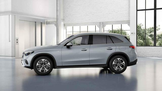 Mercedes-Benz GLC-KLASSE 300e 4MATIC Luxury Line | Trekhaak | Premium pakket | Winter pakket |
