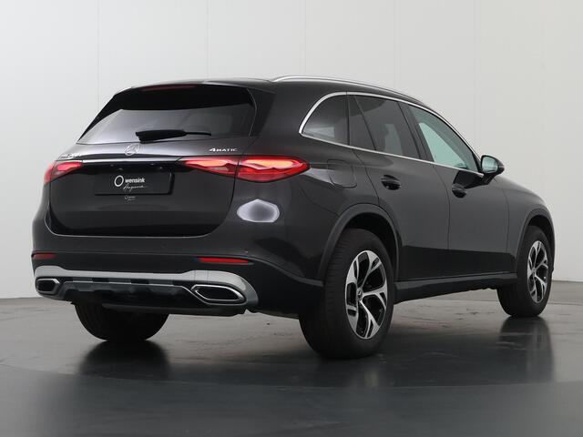 Mercedes-Benz GLC-KLASSE 300e 4MATIC Luxury Line | Trekhaak | Memory | Stoelverwarming | Sfeerverlichting |