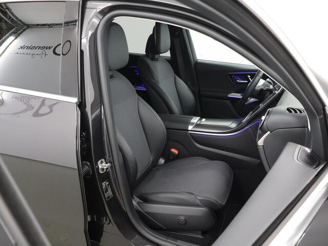 Mercedes-Benz GLC-KLASSE 300e 4MATIC Luxury Line | Trekhaak | Memory | Stoelverwarming | Sfeerverlichting |