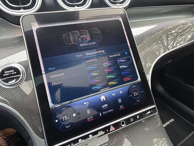 Mercedes-Benz GLC-KLASSE // 300e AMG 4Matic // Trekhaak // Distronic // Panoramadak // 360 Camera // Memory // Night Pakket // Digital Light