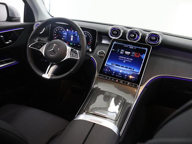 Mercedes-Benz GLC-KLASSE 300e 4MATIC Luxury Line | Trekhaak | Premium pakket | Winter pakket |