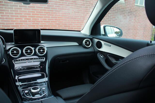 Mercedes-Benz GLC-KLASSE 250 4MATIC | Pano | Trekhaak |
