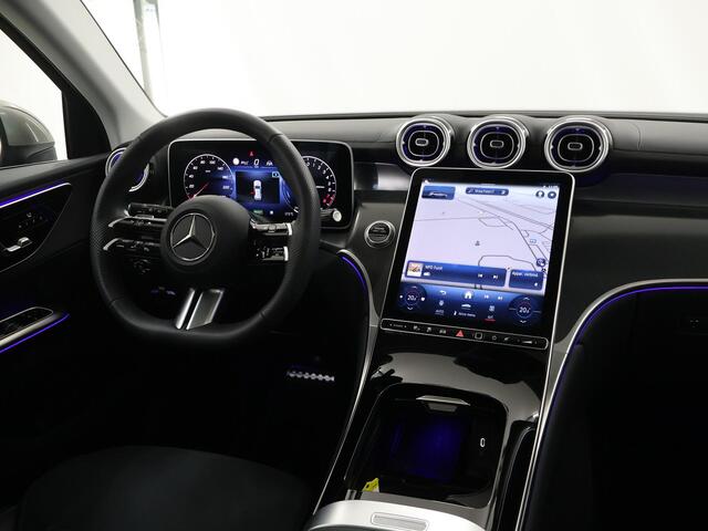 Mercedes-Benz GLC-KLASSE 300e 4MATIC AMG Line | Panoramadak | Trekhaak | Rij assistentiepakket | Winter pakket | Premium pakket |