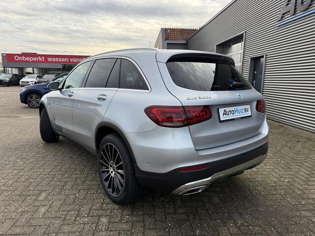 Mercedes-Benz GLC-KLASSE 300e 4MATIC Advantage Carplay Stoelverwarming Achteruitrijcamera LED 20 inch
