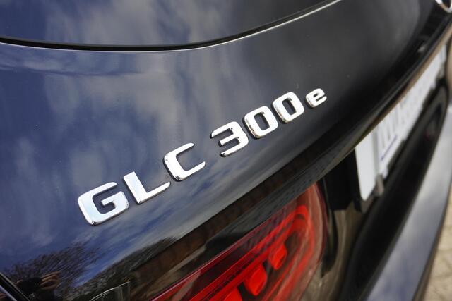 Mercedes-Benz GLC-KLASSE 300e 4MATIC AMG/Burmester/Dealer onderhouden